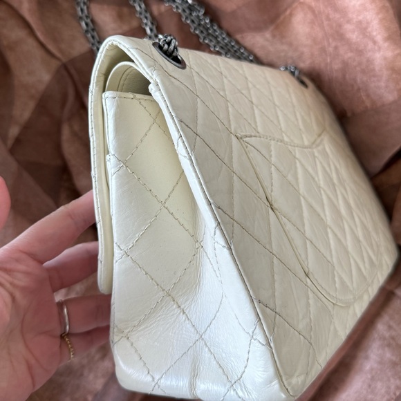 CHANEL White Calfskin Reissue 226 Size SHW - Picture 10 of 16